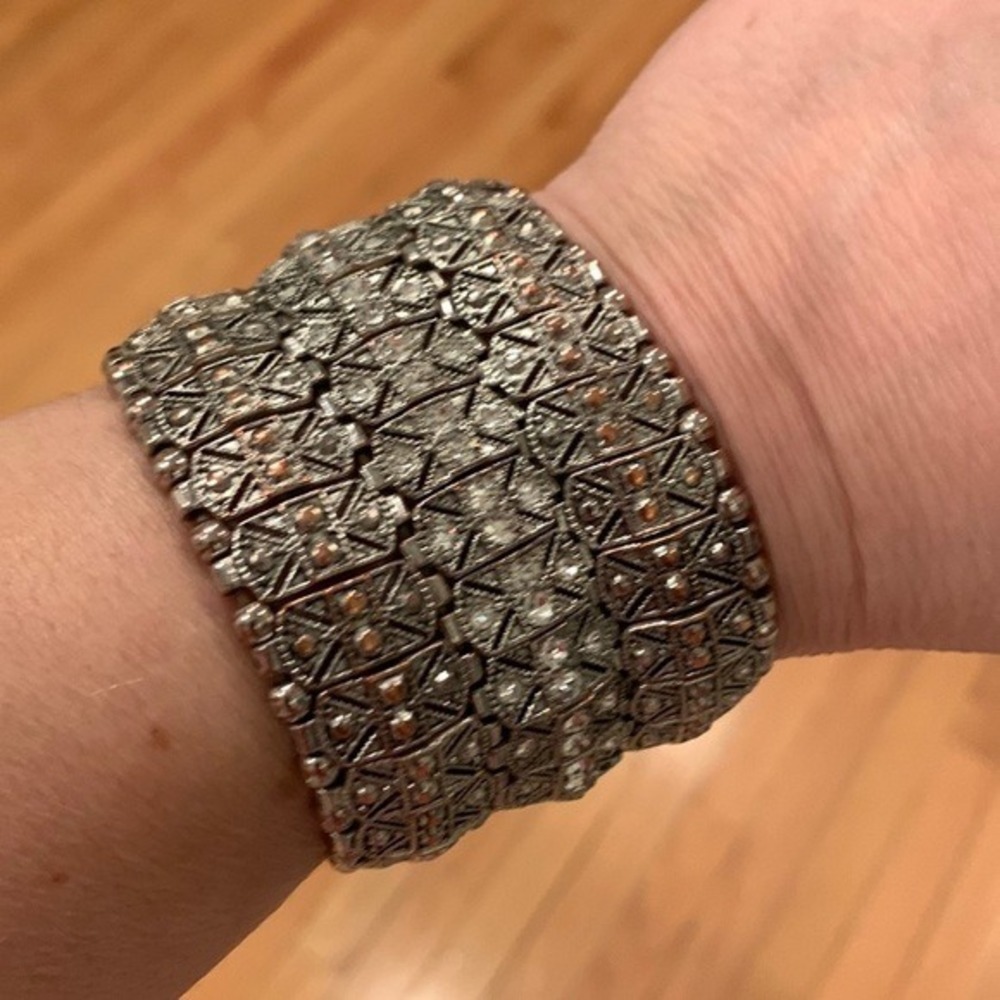 Vintage Style Silver Tone Rhinestone Multi Row Stretch Cuff Bracelet Art Deco